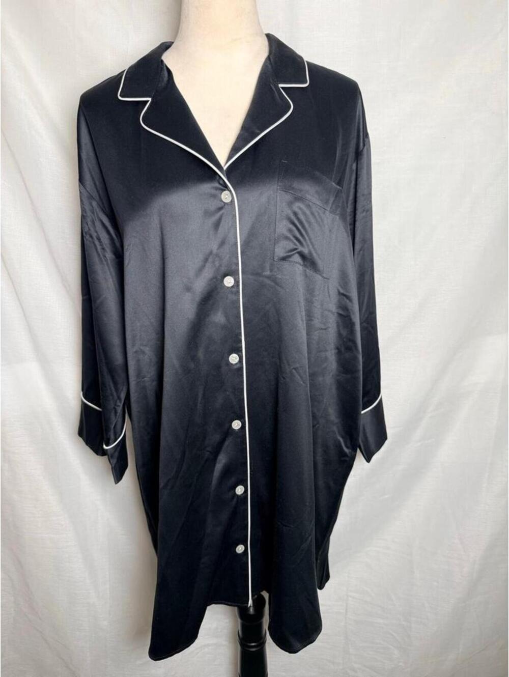 Natori Black Satin Sleep Shirt Nightgown Women’s Size M Button Front Pajama Gown